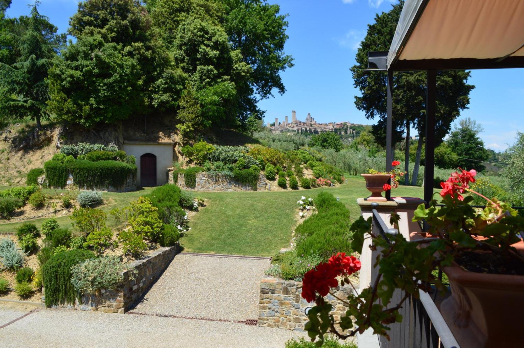 Tenuta Guardastelle - Agriturismo And Vineyard Сан-Джиміньяно Екстер'єр фото